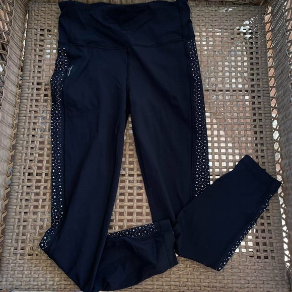 Lululemon Black Colour Me Quick 7/8 Tight 25" - Picture 3 of 13